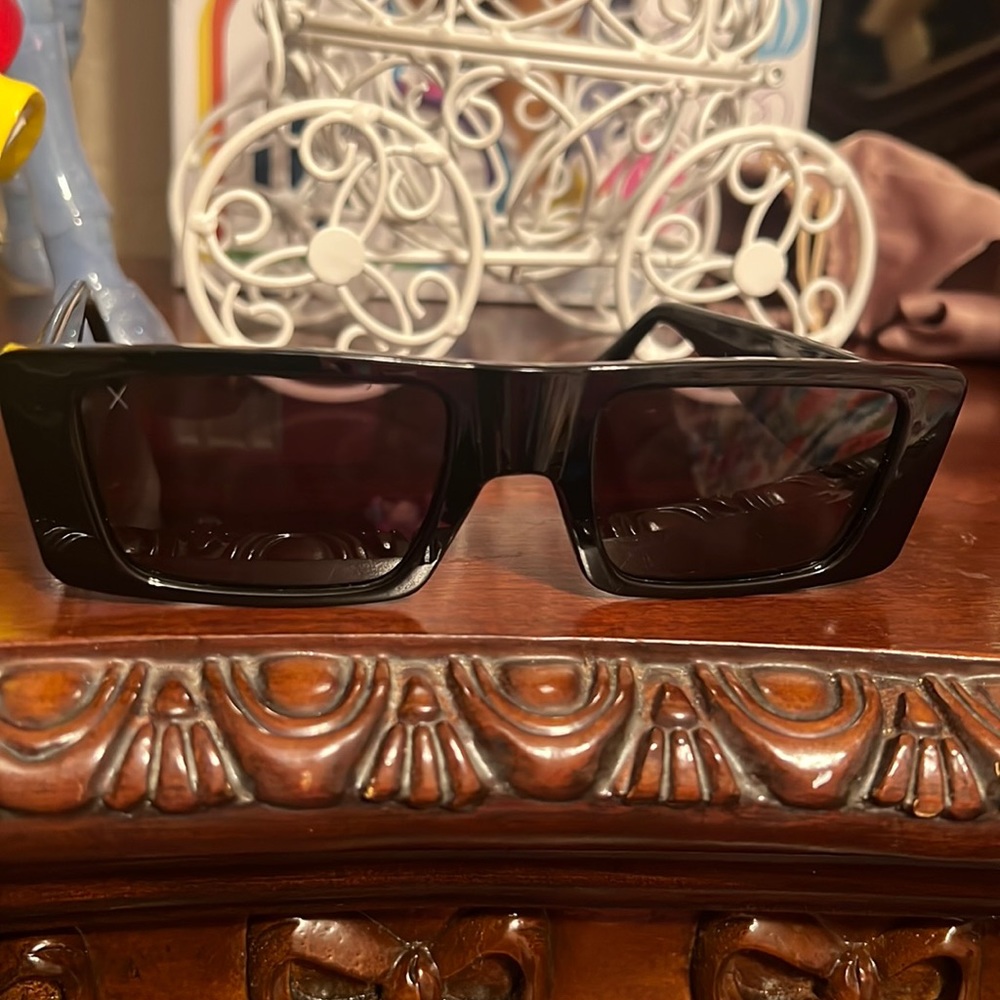 Dime Lesdo Makeup glasses